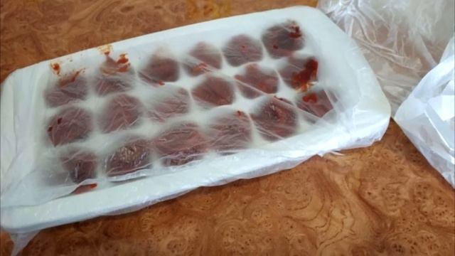 Дельный трюк, чтобы открытая томатная паста не заплесневела в холодильнике смотреть онлайн