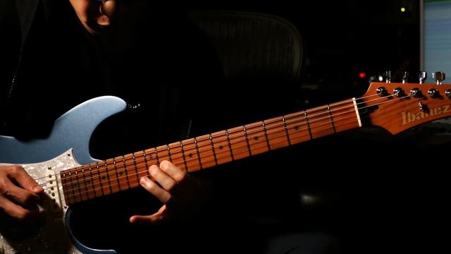 Ibanez AZ 2204 Killer Sound *Hit N Run* By Kit Tang