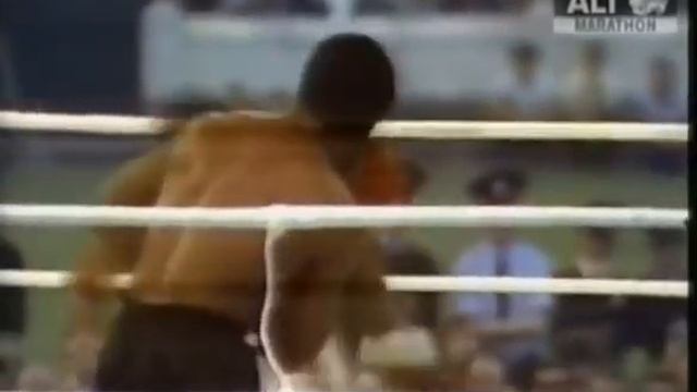 №39 Muhammad Ali (Мухаммед Али) vs Alvin Lewis смотреть онлайн
