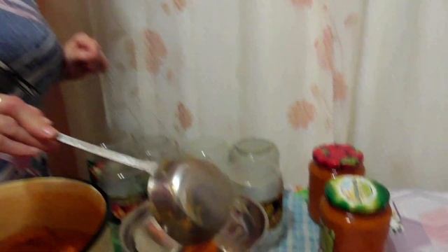 Живём в деревне! \ Как жена делает икру из кабачков \ Конфеты из тыквы! смотреть онлайн