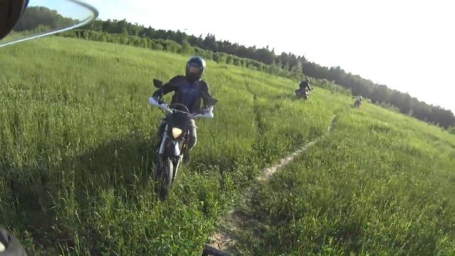 поездка на дачу. нарвались на дачников. enduro. flame. засадили мот. смотреть онлайн