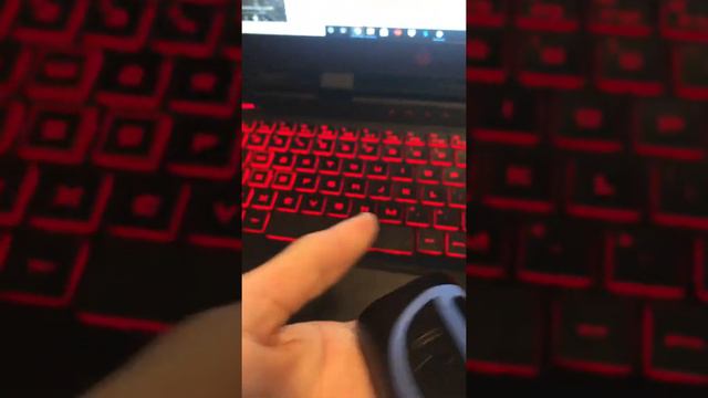 Brand new Eleaf Ikonn 220 Stealth and battery stuck problems смотреть онлайн