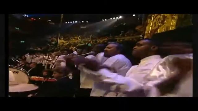 MONEY FOR NOTHING-MARK KNOPLER,ERIC CLAPTON,STING & PHIL COLLINS смотреть онлайн