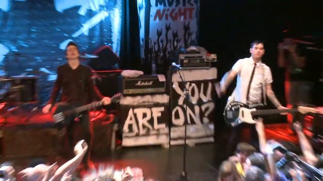Anti Flag - Power To The Peacefull / Vans Music Night 2010 смотреть онлайн