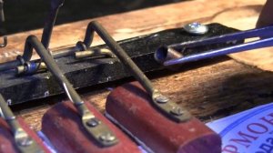 Гармонь и баян : пружина голоса лопнула - что делать . Ремонт в Германии