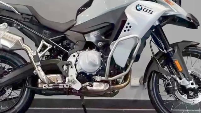 FOTO ESPIÃ DA VOGE DS 900 UMA LINDA MOTO ADV LANÇAMENTO EM BREVE, PRIMEIRO CANAL A MOSTRA смотреть онлайн