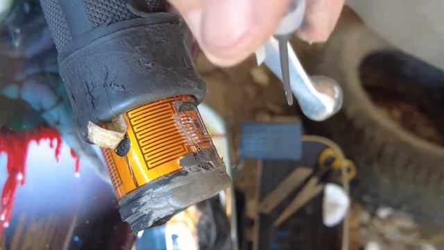 Ремонт нагревательного элемента ручки с подогревом. Без пайки, с помощью токопроводящего клея смотреть онлайн