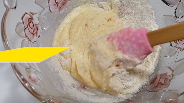 КАК ПРИГОТОВИТЬ КУДРЯВОЕ ПЕЧЕНЬЕ //Тёртый пирог //САМАЯ ВКУСНАЯ и быстрая ВЫПЕЧКА к чаю // смотреть онлайн