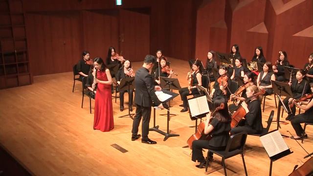 C. M von Weber: Clarinet Concerto No.1 in F minor, op.73 - I.Allegro (최재희/ 채원경/ NFA챔버오케스트라) смотреть онлайн