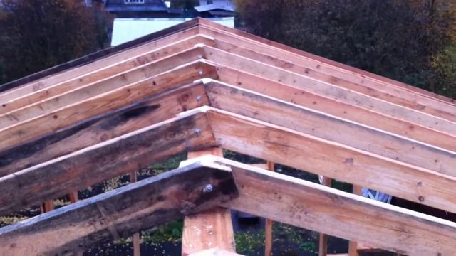 стропила двухскатной крыши каркасного дома соединяем шпильками смотреть онлайн