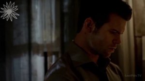 Первый раз Элайджи и Хейли