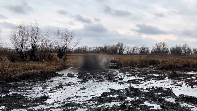 BRP RENEGADE 1000 XMR/RENEGADE 1000 XXC MUD ТРЕНИРОВКА В ВОЛГОГРАДЕ, ЗАЖИГАЕМ ПО ГРЯЗИ, ПОЛНЫЙ ГАЗ смотреть онлайн