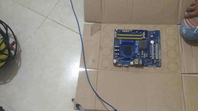 Así vendí mi computadora, Asrock N68C-GS FX смотреть онлайн