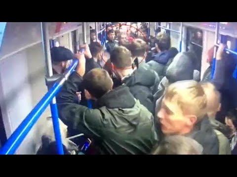 В столичном подземке задержан подозреваемый в хулиганстве и попытке кражи телефона смотреть онлайн