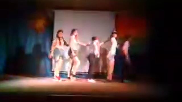 Танец “Алтын” 5 отряд, 4 смена 2017 год. Гурино） смотреть онлайн