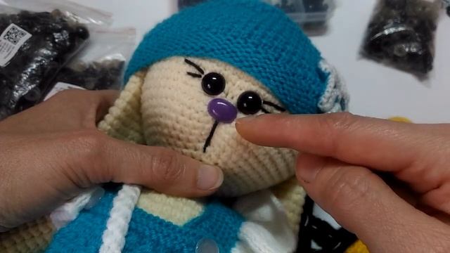 Всё для вязания игрушек крючком Часть вторая Глазки смотреть онлайн