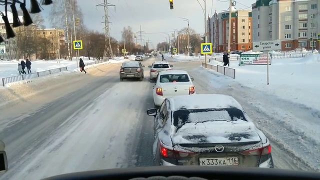 #280 Дальнобой по России.Ремонт тента своими руками ,сделал так что пореза даже не видно. смотреть онлайн