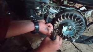 Как правильно разобрать мотор мотоблока за пять минут.