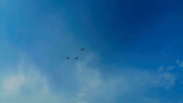 БОМБАРДИРОВЩИК Ту-95МС Медведь смотреть онлайн