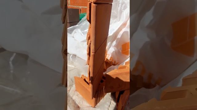 Пилим кирпич под углом для эркера