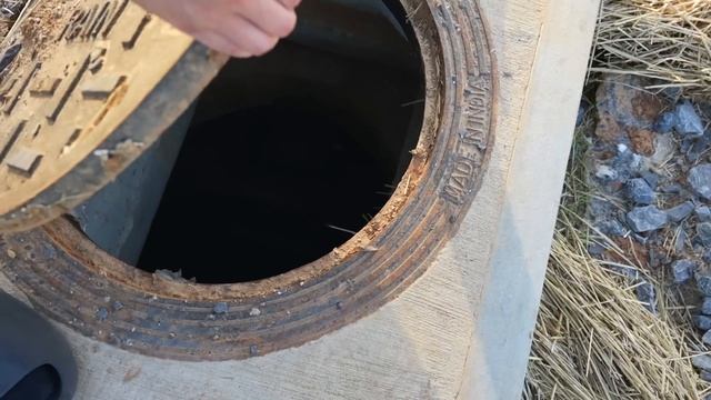 Our Little Sister FELL Into The SEWER! смотреть онлайн