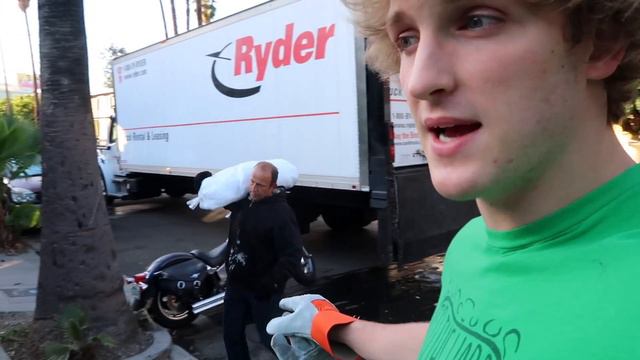 WINTER IGLOO MADE FROM 200 BLOCKS OF ICE! (Ft. The Dudesons) смотреть онлайн