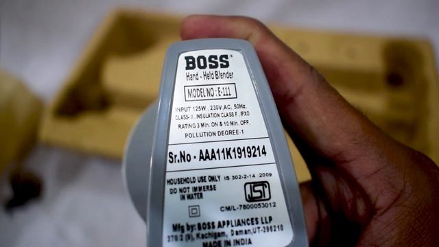 Unboxing of Boss E111 Portable Hand Blender смотреть онлайн