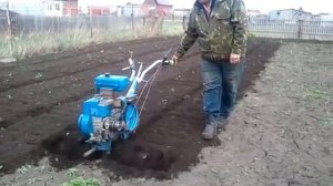 Мотоблок НЕВА, весенняя вспашка. 2012г./мотоблок НЕВА