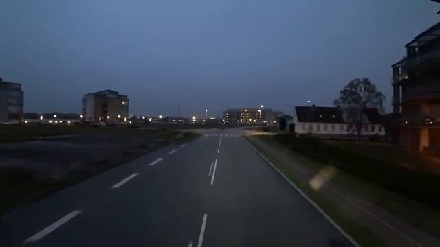 Шеф прилетает на работу на вертолете смотреть онлайн