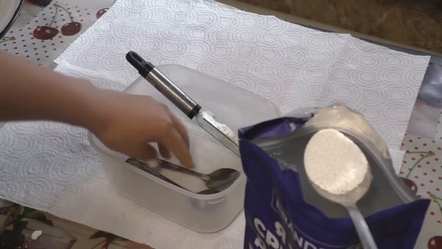 ЛОВЛЮ САЗАНОВ В КОРЯЖНИКЕ! ОНИ УДОЧКУ ГНУТ! Рыбалка на поплавок смотреть онлайн