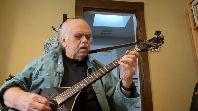 Curvy Road To Corinth / Hell Among The Yearlings- Hora Octave Mandolin (Romania) смотреть онлайн
