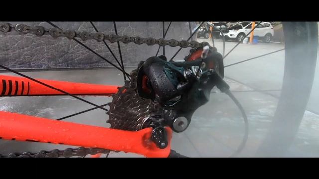 Giant TCR Advanced 2｜捷安特入門款碳車｜台灣工藝 смотреть онлайн