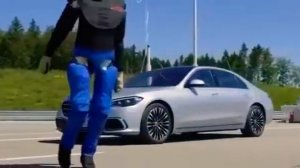 MERSEDES -BENZ S Class 223  Crash test???