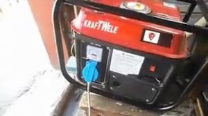 Работа двухтактного бензогенератора на 2кВт