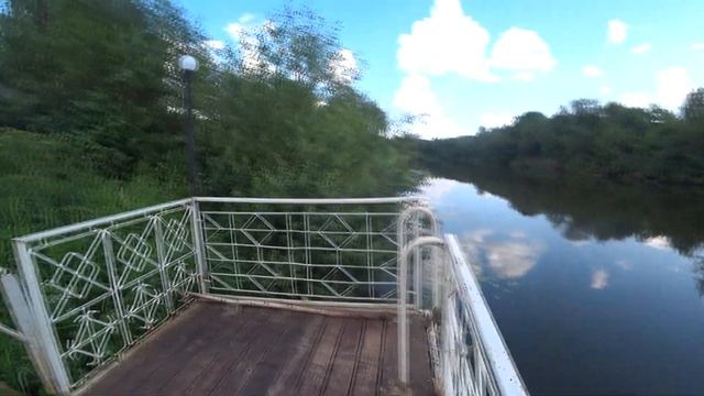 У НАС ЖАРА 30+ ! ПРИЕХАЛИ В ЛЕС ЗА ЯГОДАМИ, А ЗАОДНО И ИСКУПАЛИСЬ! смотреть онлайн