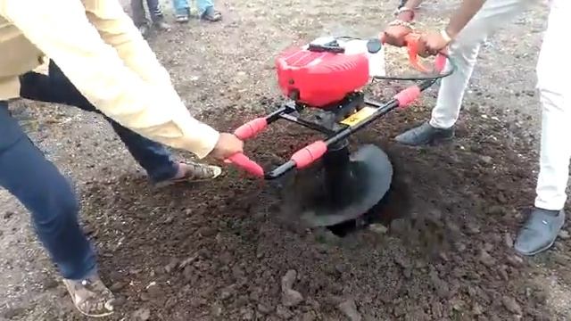 Earth auger смотреть онлайн