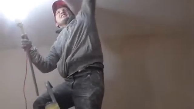 Как шкурить стены и потолок быстро и легко под покраску смотреть онлайн