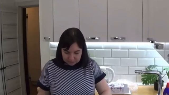 Елена Ильичева /бабка и ее давленник/ Семья в огороде Life