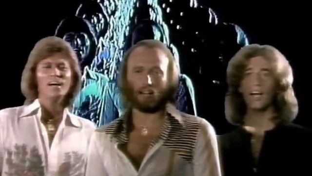 Bee Gees - Stayin' Alive (Version 2) смотреть онлайн