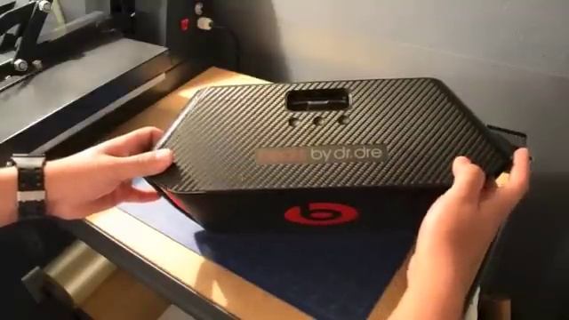 Custom Beats By Dr. Dre Beatbox Carbon Fiber Skin decal wrap смотреть онлайн