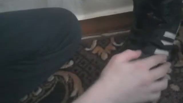 Как красиво завязать шнурки смотреть онлайн