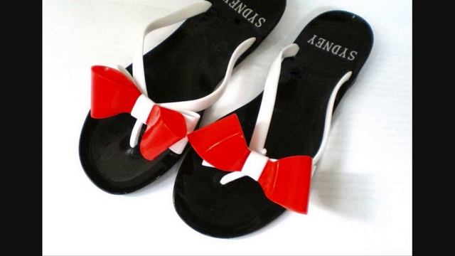 МОДНЫЙ ШОК 2017: ШЛЕПАНЦЫ ДЛЯ ГОРОДА фото Женские Шлепанцы для Лета 2017 Summer Flip-Flops For Wome