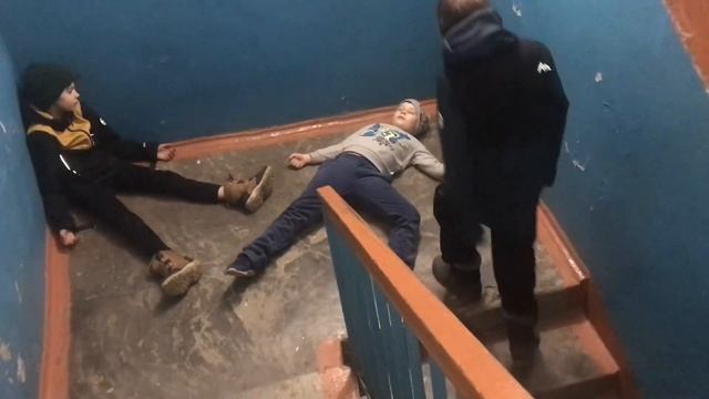 2-ая серая очень страшные дела/ Помойка Студио смотреть онлайн