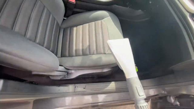 Быстрая химчистка салона автомобиля. Почистить сиденья Ford от грязи смотреть онлайн