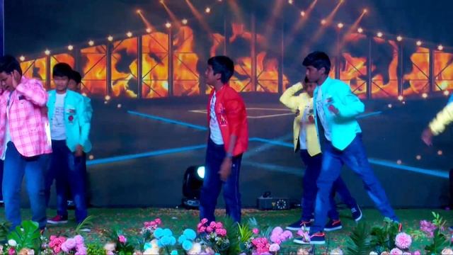 PATTU ONNU Song Dance-Saraswathi school-Valappady Annual day Sangamam 2023 by our VII rockers. смотреть онлайн