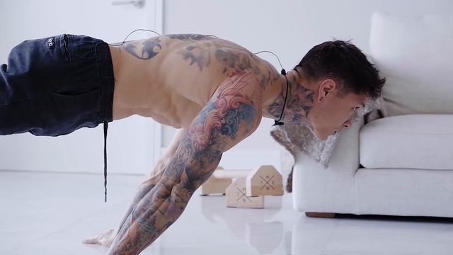 5 Mistakes That Are Slowing Your Progress смотреть онлайн