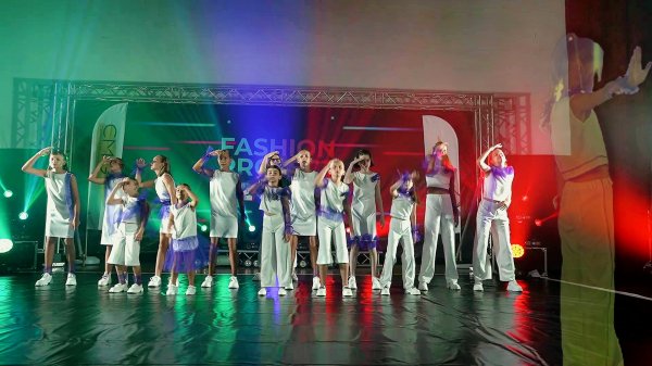 ТИК ТОК Childrens fashion show | Детский показ моды TIK TOK / 1000планет