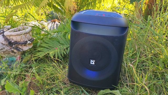Портативная музыкальная колонка Bluetooth Defender BOOMER 45 смотреть онлайн