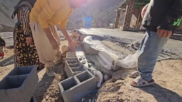 Rural life in Iran ??.Babak and Narges do the daily chores of the farm ???️? смотреть онлайн