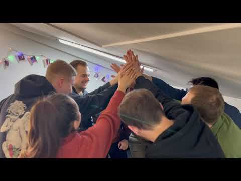 Душевные моменты в компании Сотбит! смотреть онлайн